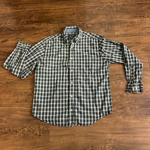 Men’s Cotton Long Sleeve Plaid Woolrich Button Down Shirt, Sz. M. - Picture 1 of 11